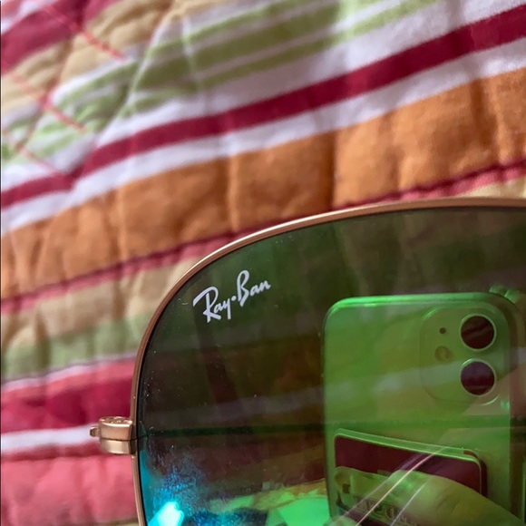 Ray Ban Aviators - Picture 4 of 5